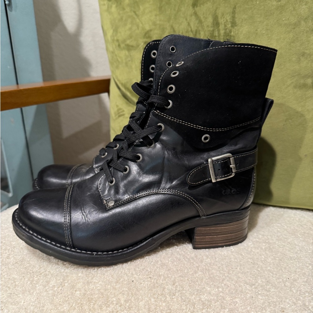 Taos Crave Full Leather Women’s Boot, size 42 (fits like a 10.5)